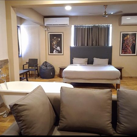 Celebrations - Vagator - Goa Hotel Екстериор снимка